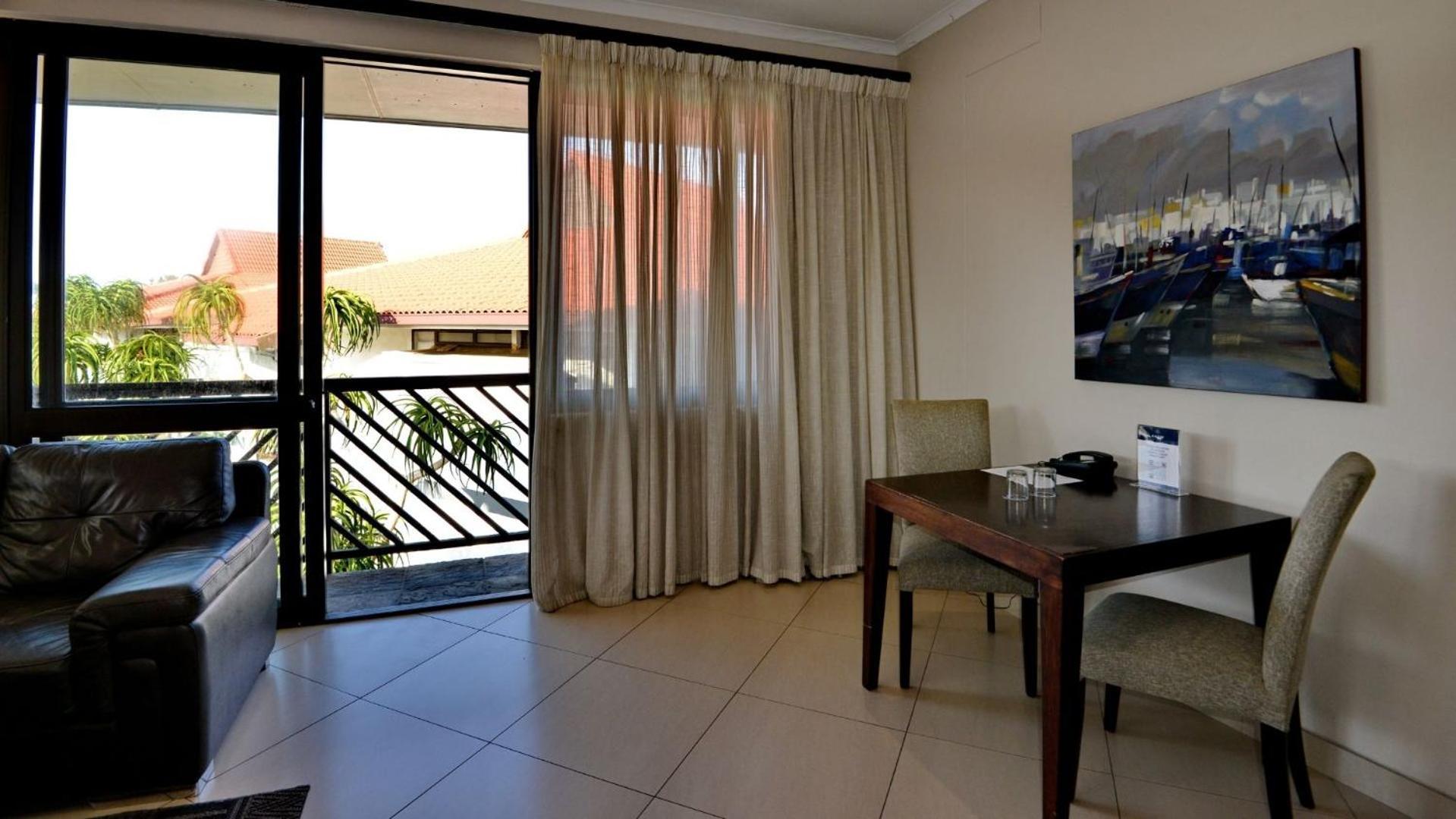 Anew Hotel Ocean Reef Zinkwazi Exterior photo